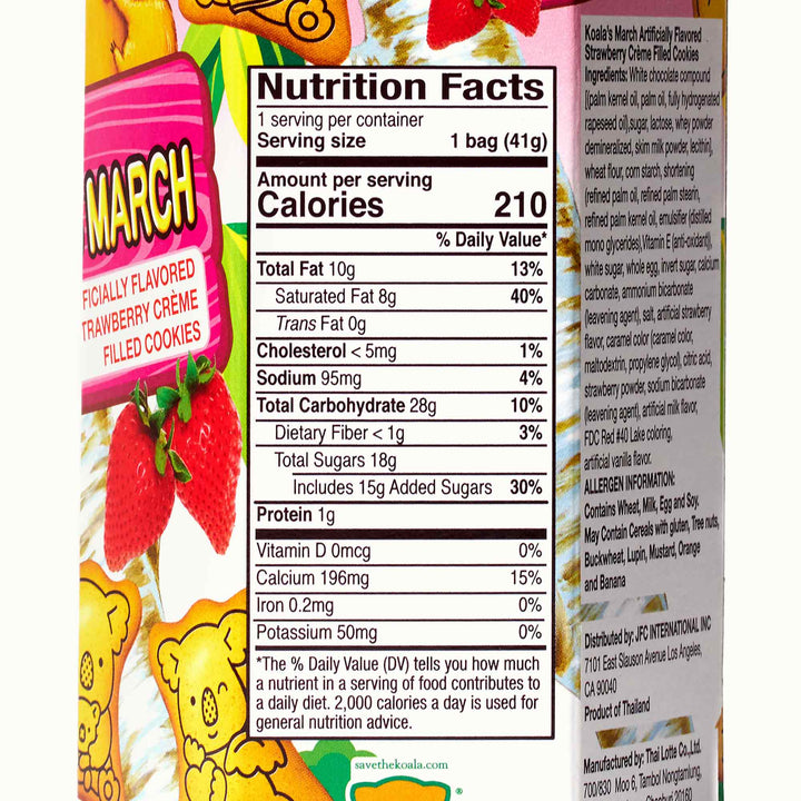 A box of Lotte Koala's March: Strawberry with nutrition facts.