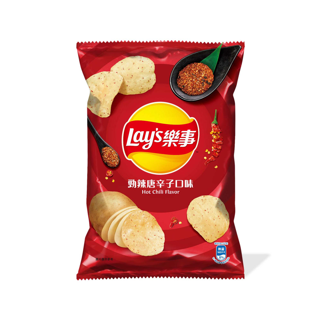 A bag of Lay's Potato Chips: Taiwan Hot Chili (Medium Size) with Taiwan hot chili flavor.
