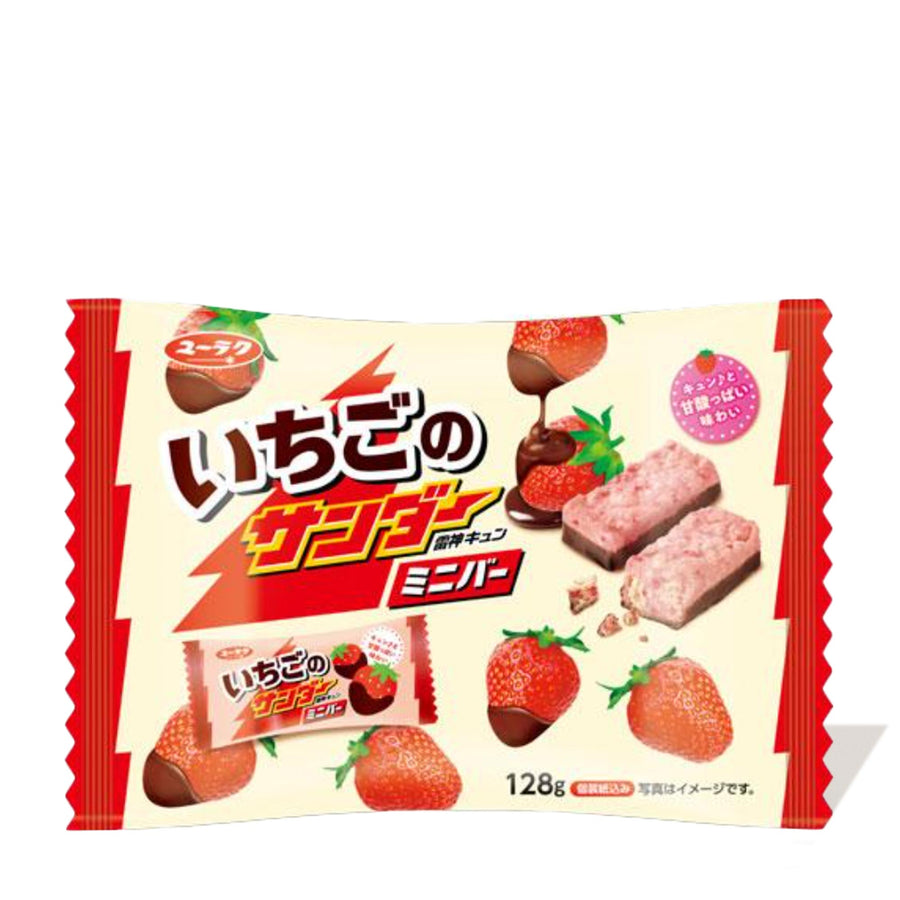 Yuraku Black Thunder Cookie Chocolate Bar: Strawberry