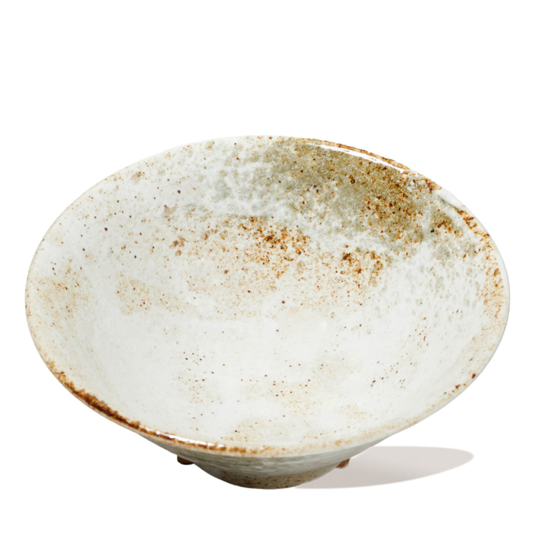 A Yukishino Moss White Noodle Bowl with brown speckles on it, made by MTC.
