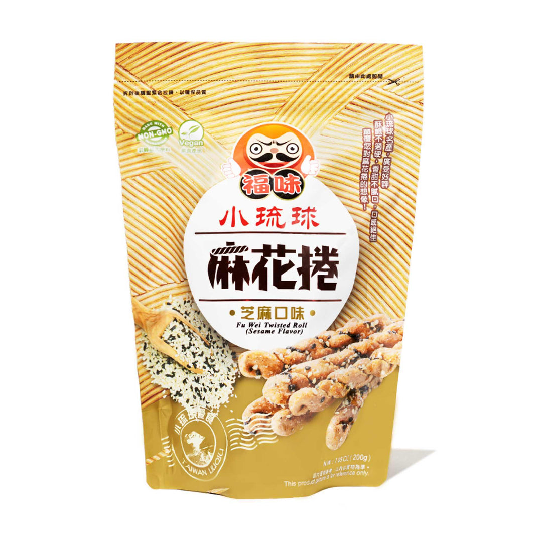 A bag of Fu Wei Ma Hua Juan Fried Dough Twist: Sesame with chinese writing on it.
